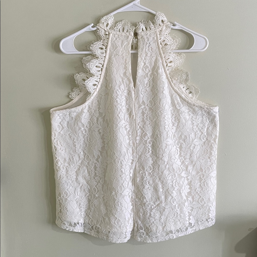 Elegant Cream Lace Halter Top - Picture 4 of 6
